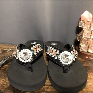 ‼️SOLD‼️Isabella Flip Flops - Item # S065